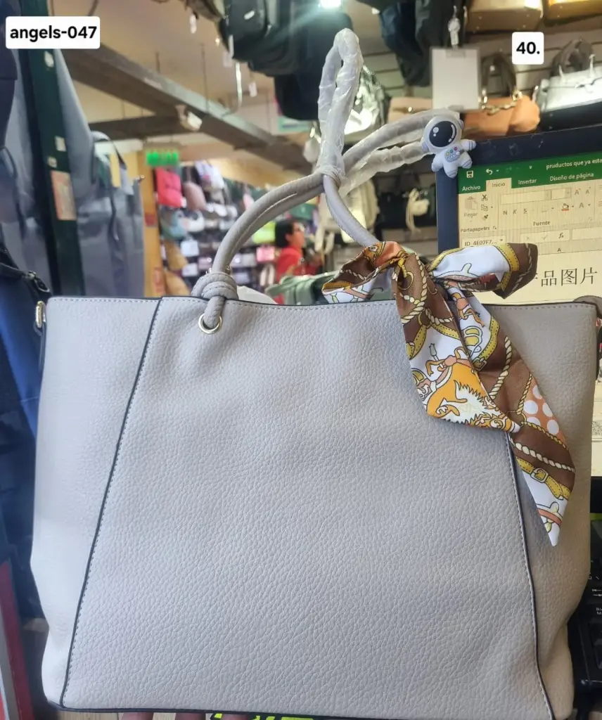 cartera  lazo grande